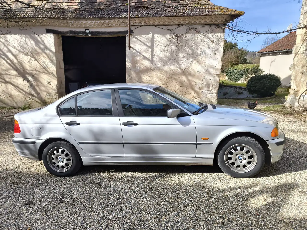 BMW 320 Touring d Pack Luxe A AGS Steptronic, foto 2