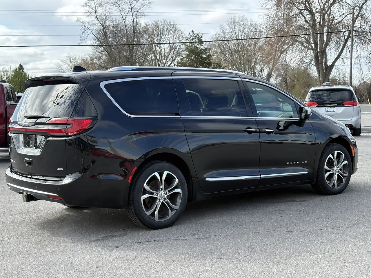 Chrysler Pacifica снимка Chrysler Pacifica