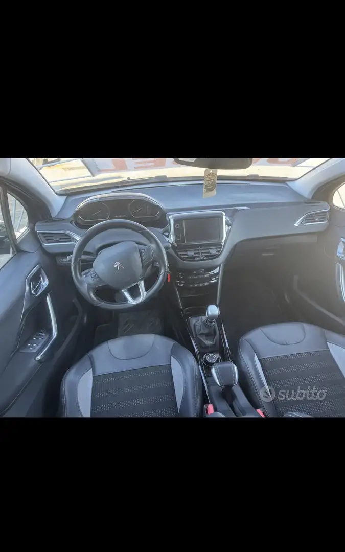 Peugeot 2008 1.6 bluehdi Allure s&s 120cv - 1