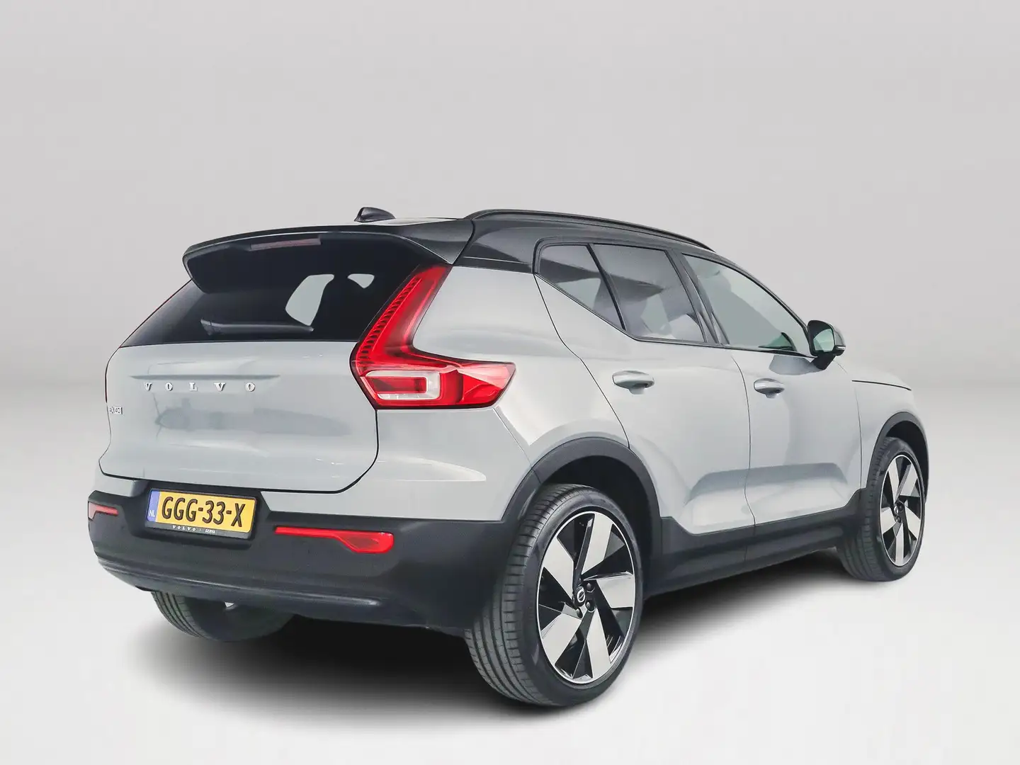 Volvo EX40 Single Motor Extended Range Ultra 82 kWh | Panoram Grijs - 2