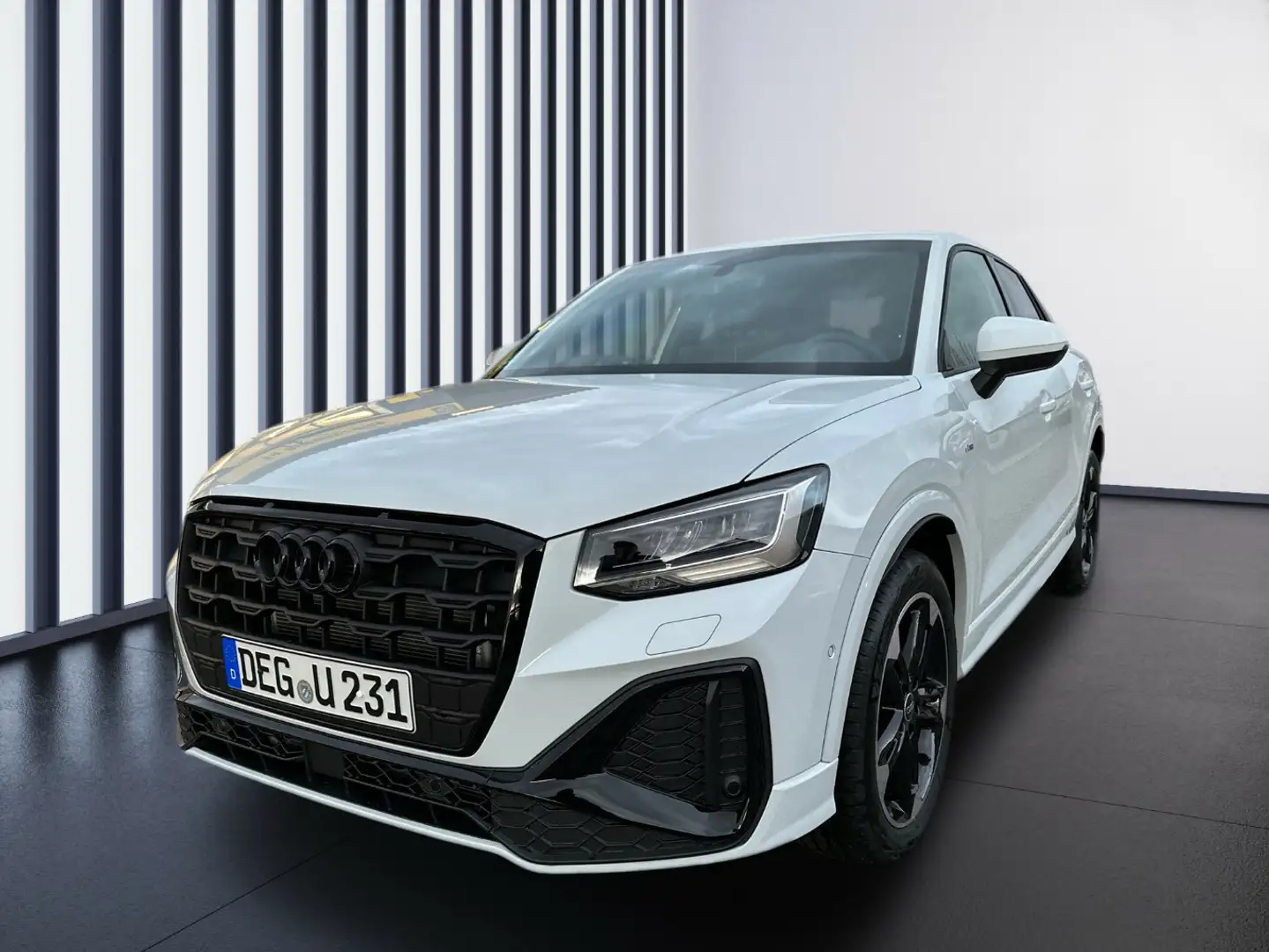 Audi Q2 35TFSI*S-Line*18"*VirtCockpit*RFK* Weiß - 1