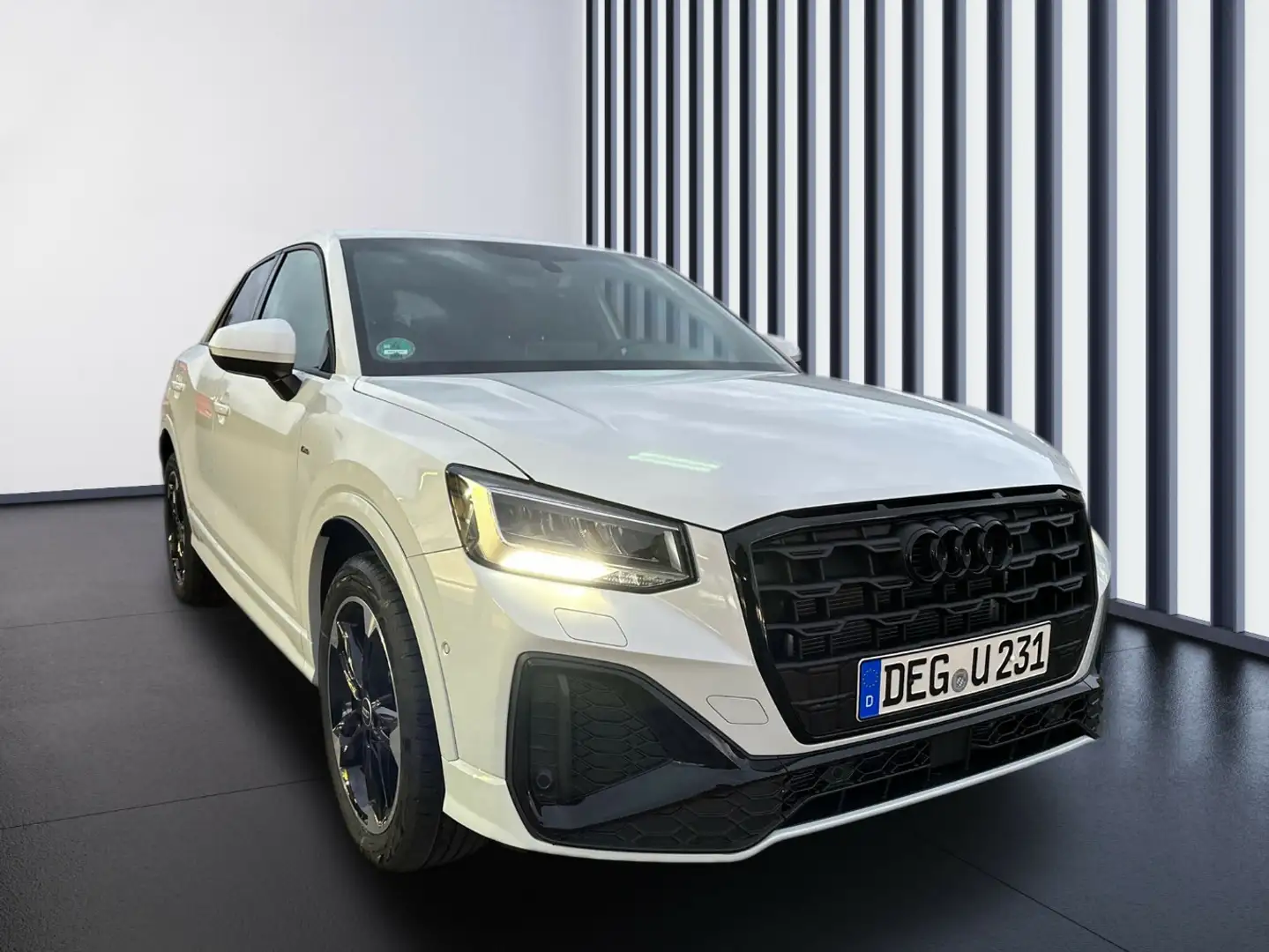 Audi Q2 35TFSI*S-Line*18"*VirtCockpit*RFK* Weiß - 2