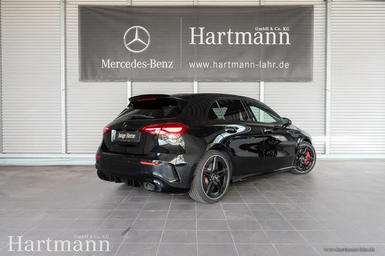 Mercedes-Benz A 35 AMG A 35 4M AMG Night Fahrassistenz Beam 19" KeyGo Zwart - 2