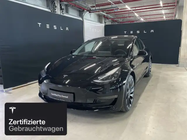 Tesla Model 3 Performance