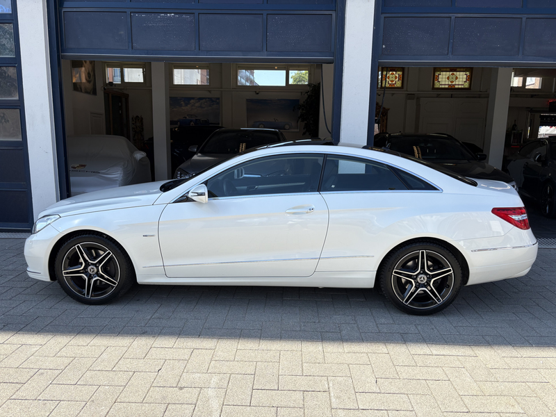 Mercedes-Benz E 350 Coupé CGI Elegance 1 EIGENAAR/NL AUTO — photo 2