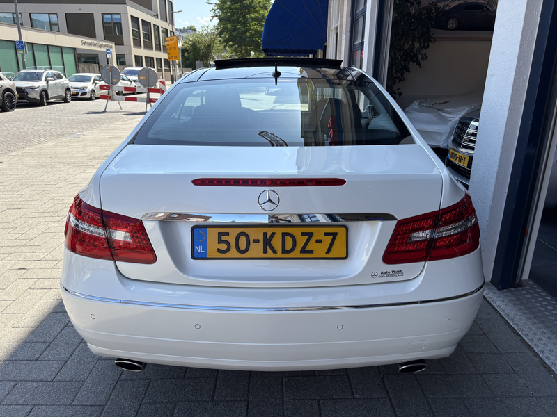 Mercedes-Benz E 350 Coupé CGI Elegance 1 EIGENAAR/NL AUTO — photo 4