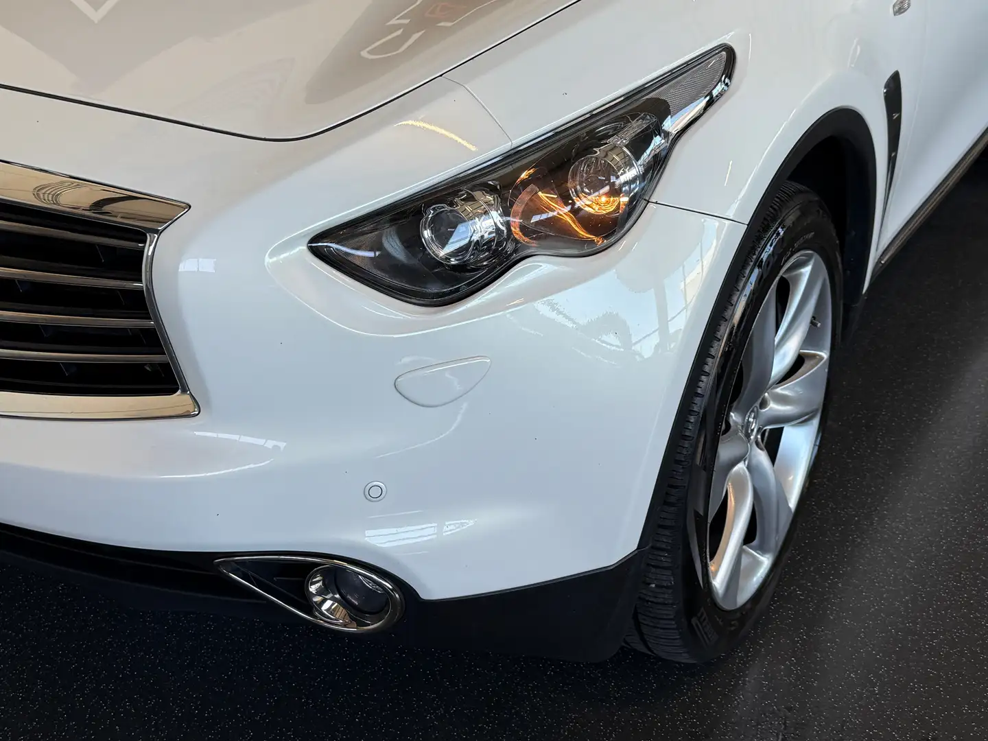 Infiniti QX70 S Premium 3,0d Aut. Top Ausstattung Finanzierung Blanco - 2