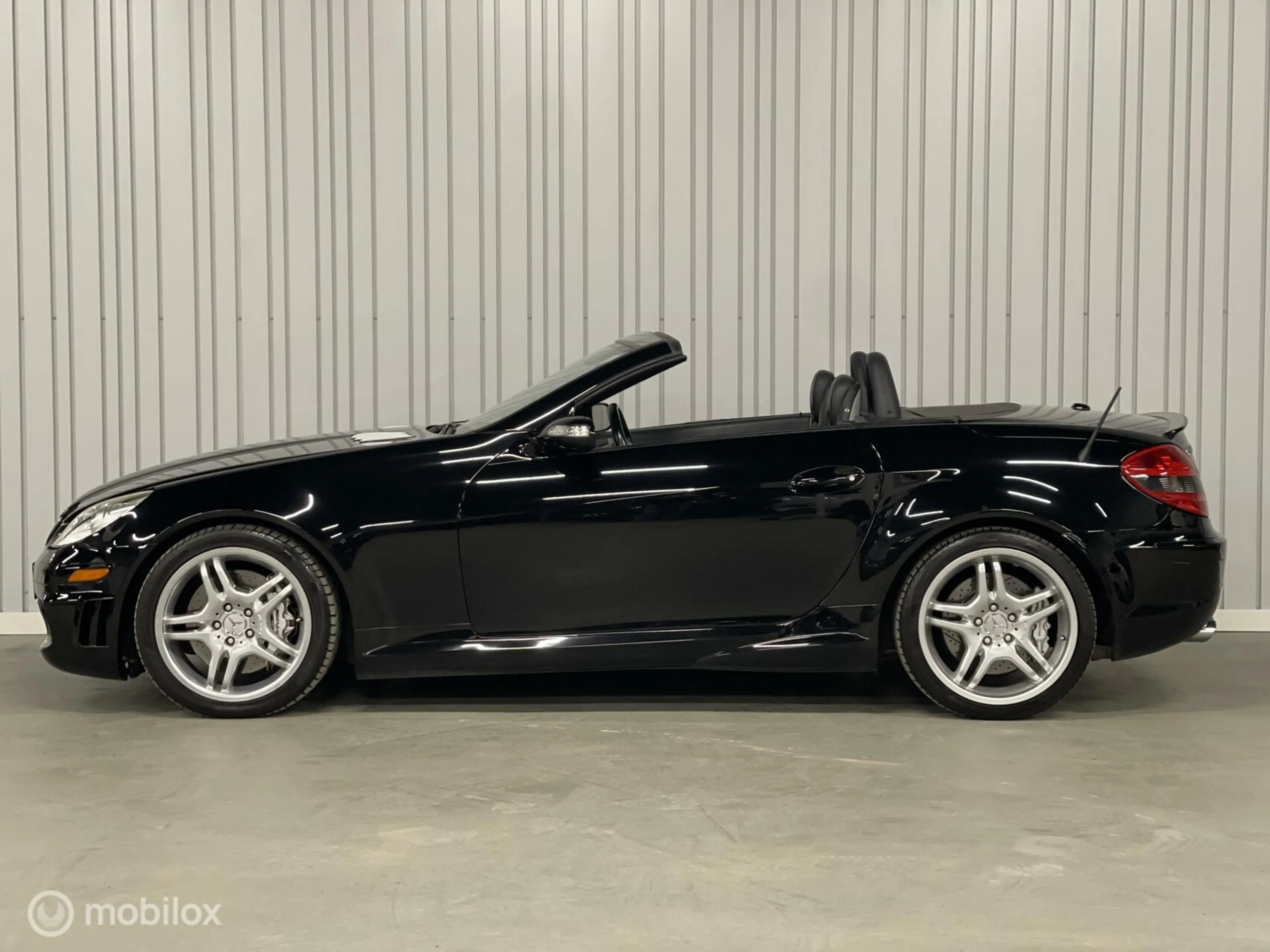 Mercedes-Benz SLK 55 AMG — photo 2