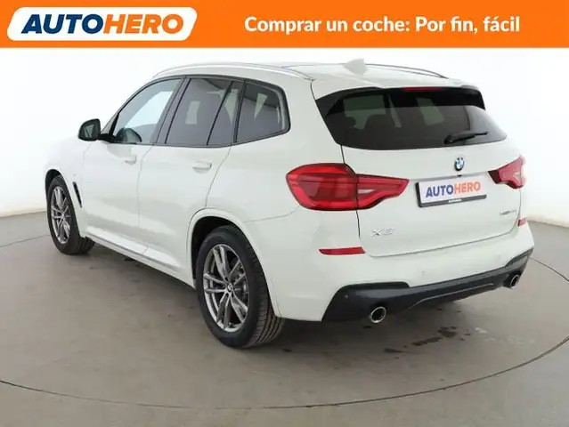 BMW X3 view 4