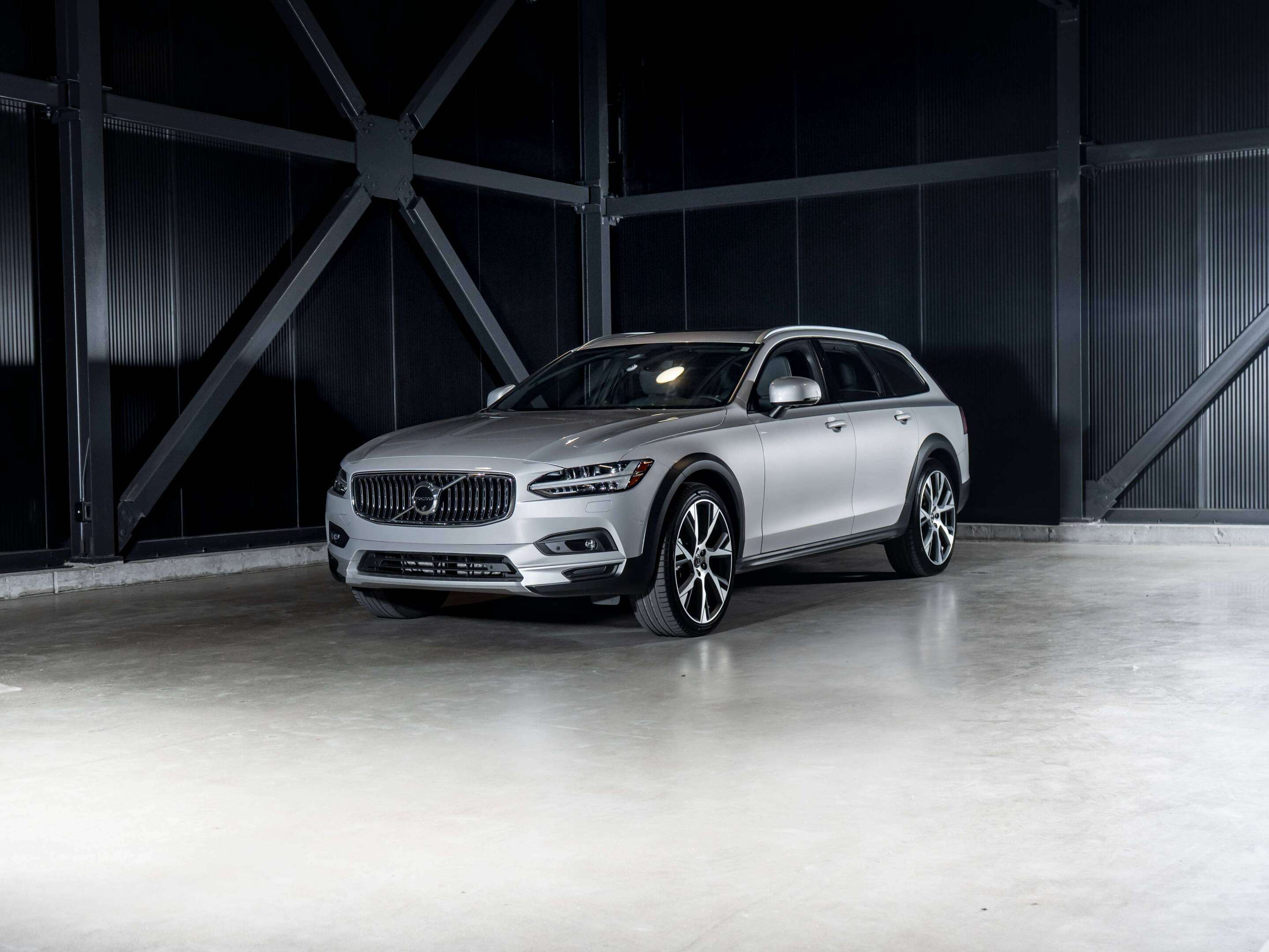 2023 Volvo V90 2023 Volvo V90 Ultimate Bright