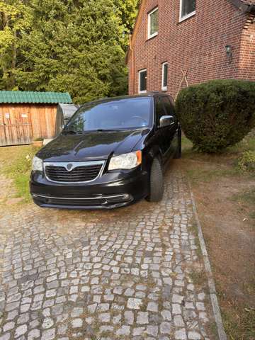 Imagine Lancia Voyager 2.8 Multijet 16v S, 2.Hand