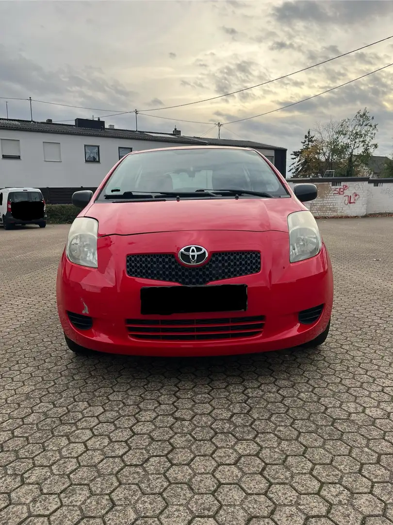 Toyota Yaris 1.0 VVT-i Rot - 2