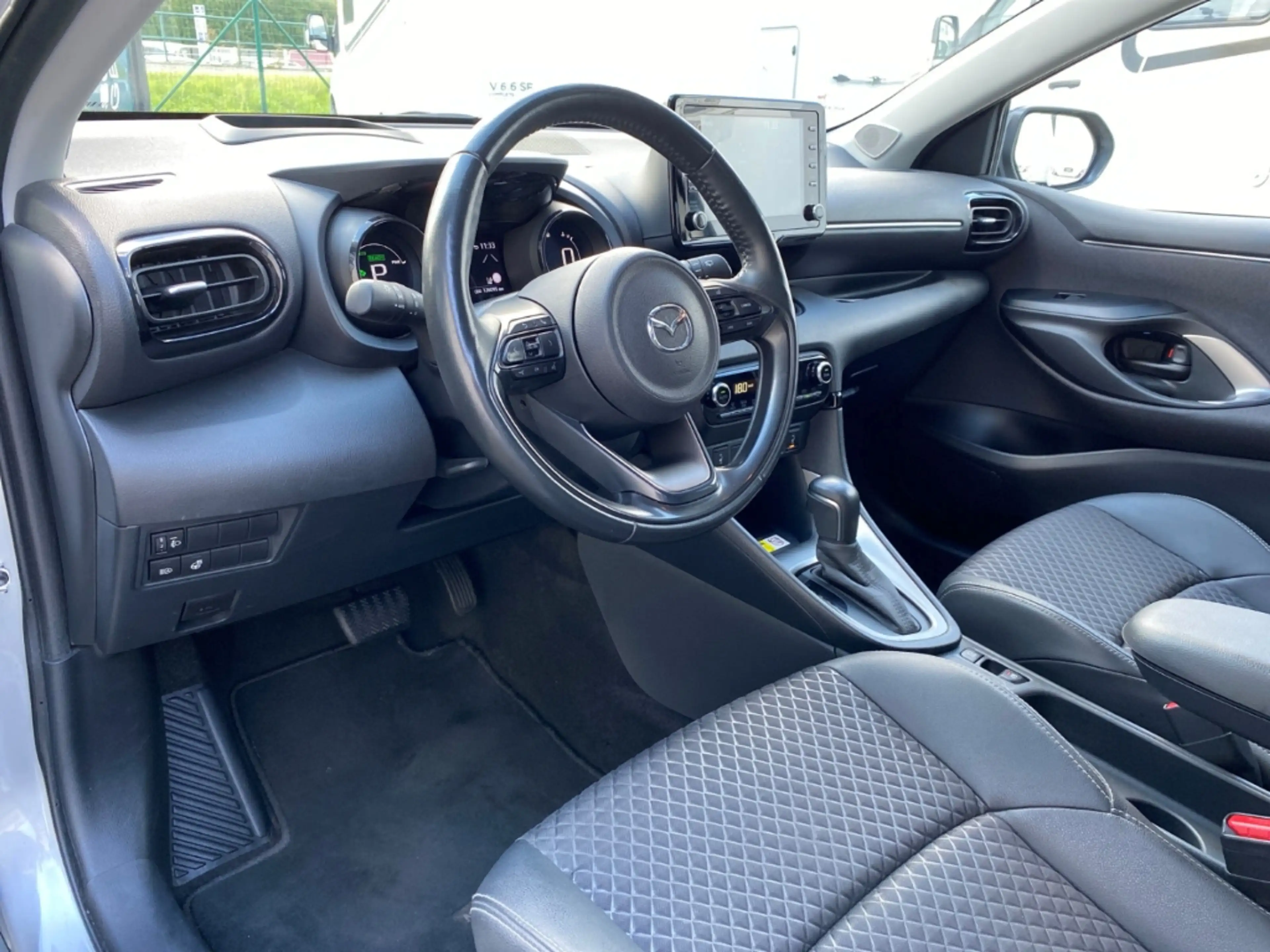 Mazda 2 1.5 VVT SELECT Lim. SchrA¤gheck HUD+LED+KLIMA+KAME — photo 10