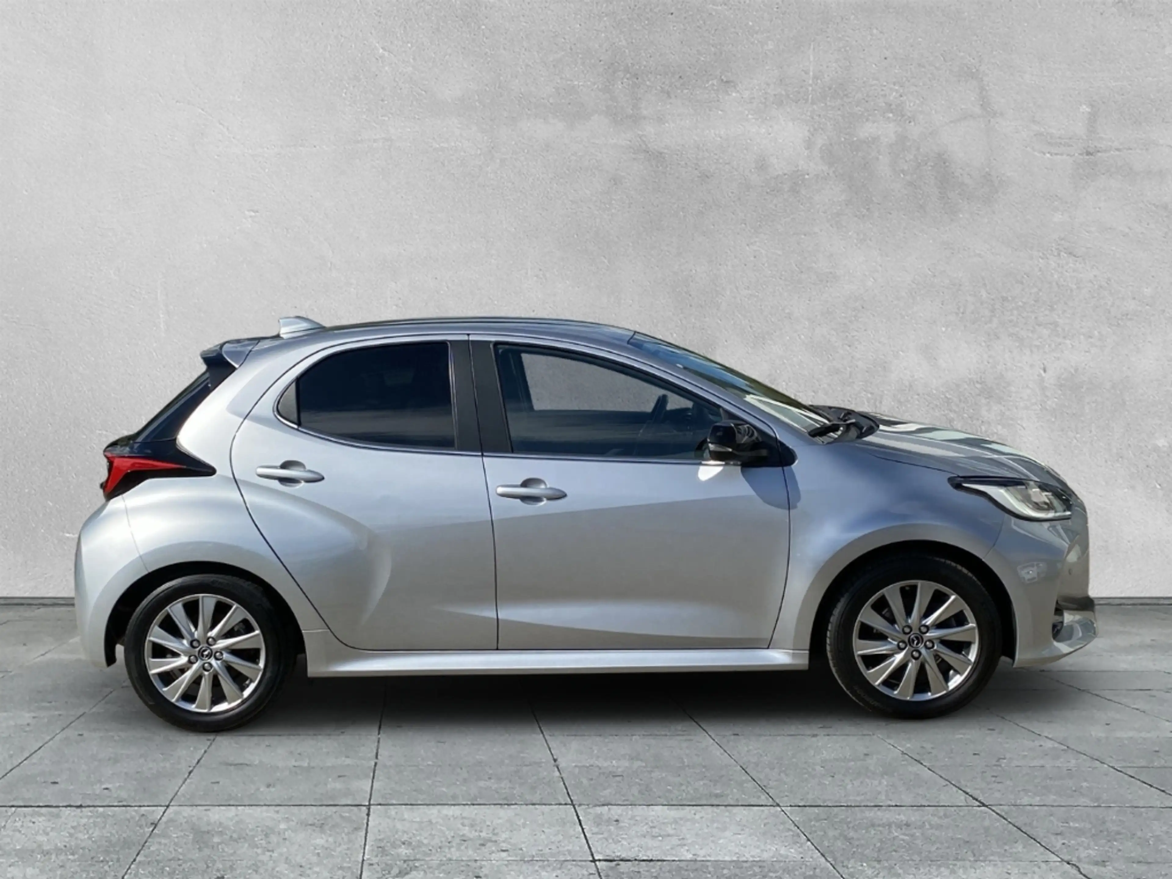 Mazda 2 1.5 VVT SELECT Lim. SchrA¤gheck HUD+LED+KLIMA+KAME — photo 6