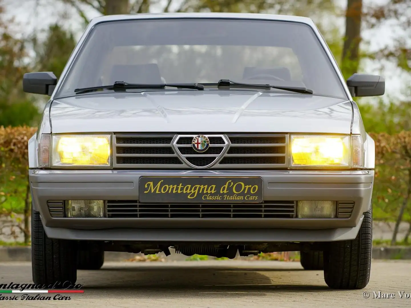 Alfa Romeo 90 2.0 IE Argent - 1