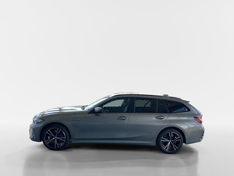 BMW 330 M Sport — photo 4