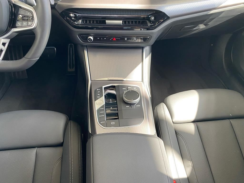 BMW 330 M Sport — photo 12