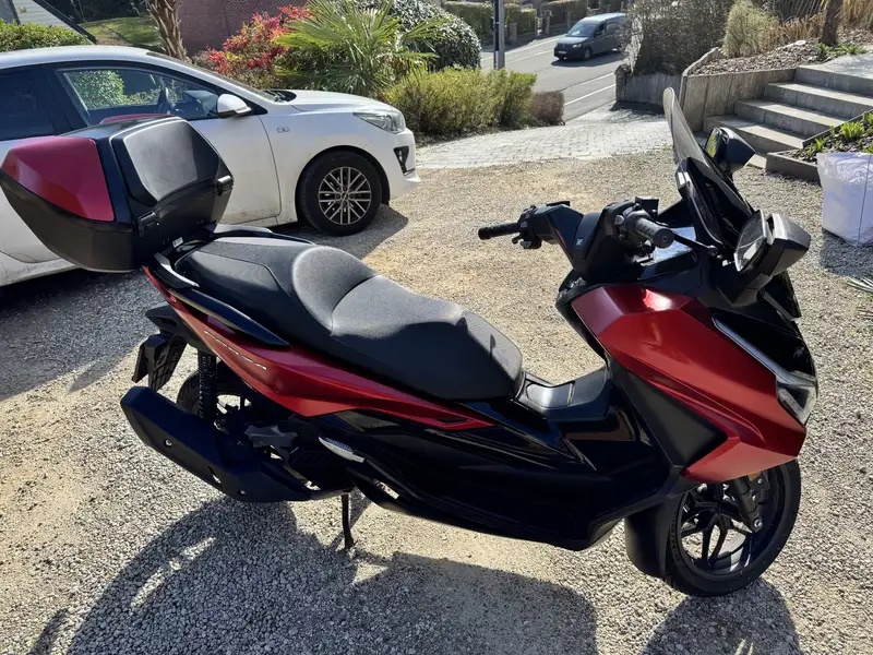 Honda Forza 125 - foto 5