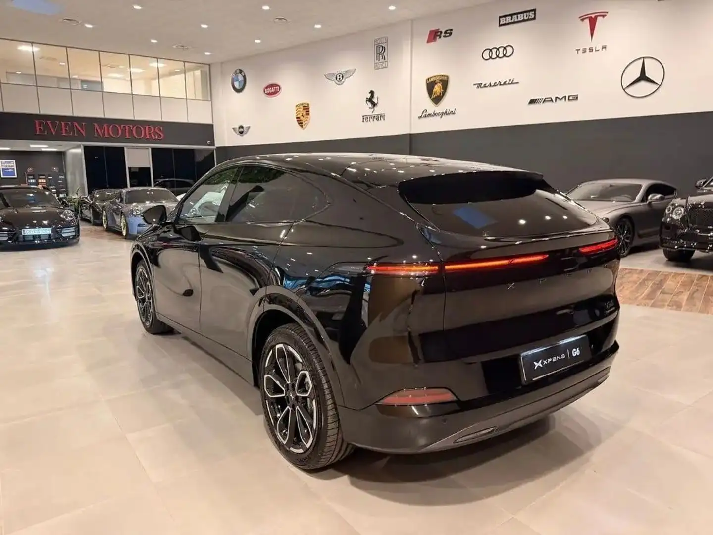 Xpeng G6 PERFORMANCE 80 KWH Grau - 2