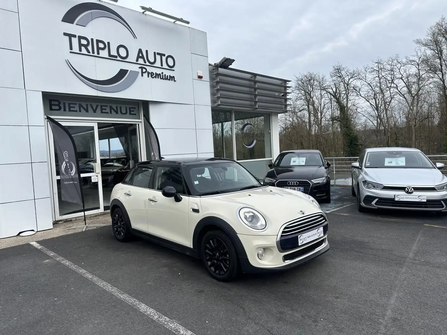 MINI Cooper C Mini 1.5i - 136 - BVA Cooper - CAMERA AR + GPS Bianco - 1