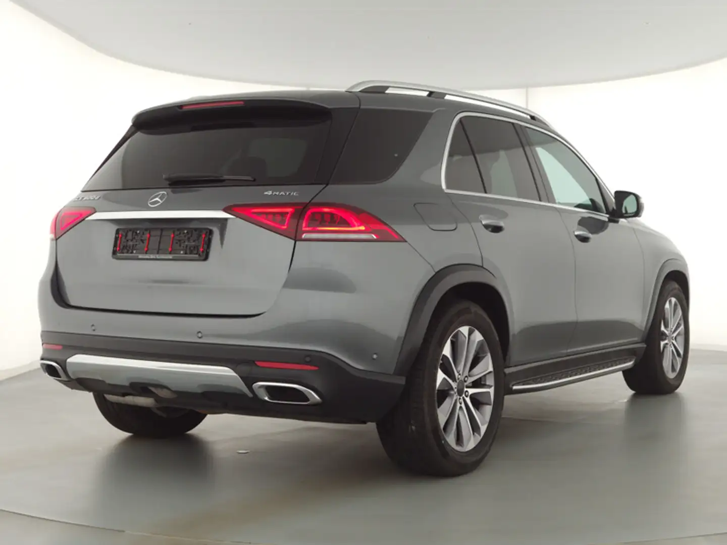 Mercedes-Benz GLE 300 d 4M Distronic Pano MBUX AHK KeyGO 360 Grau - 2
