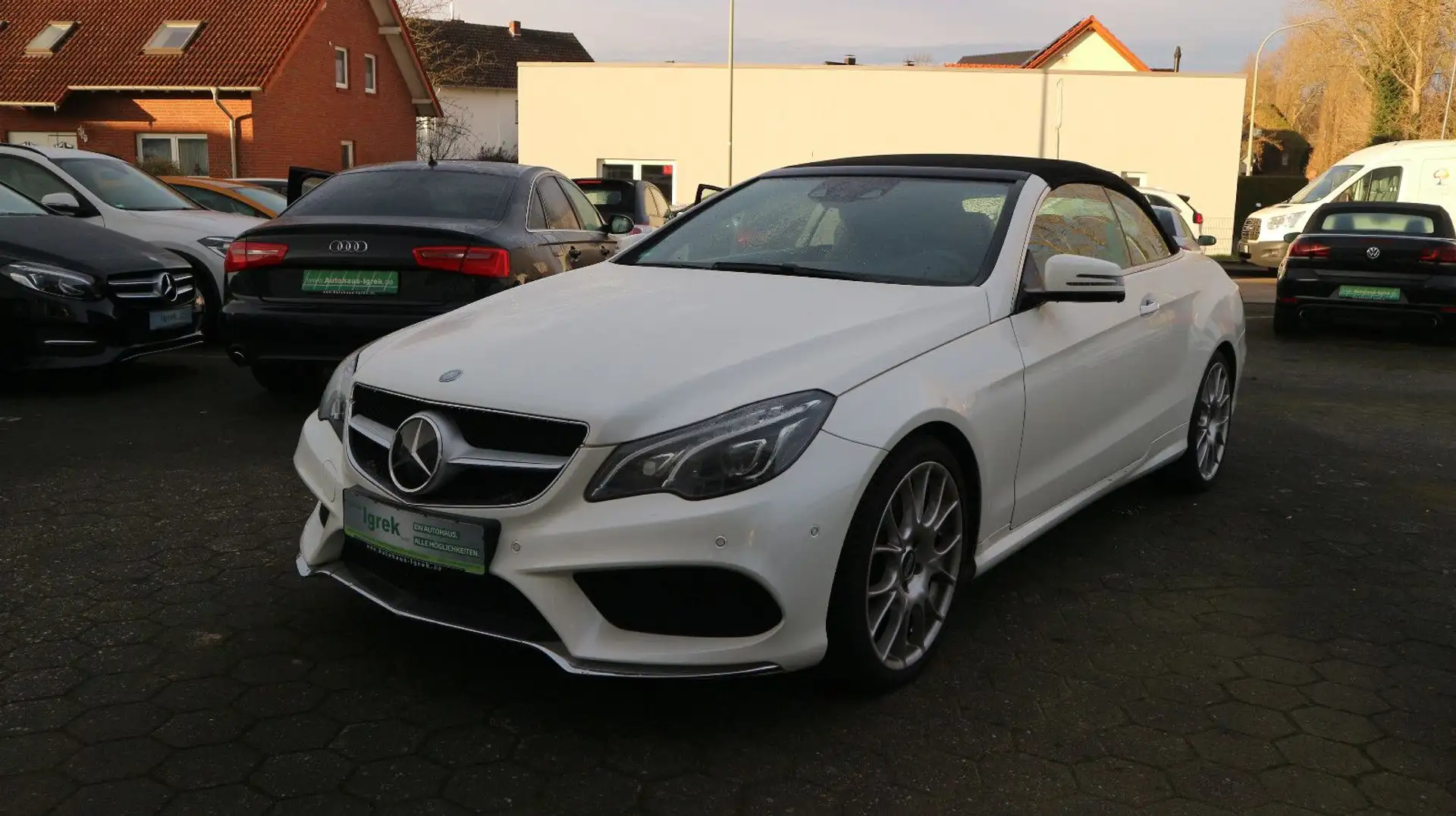 Mercedes-Benz E 350 Cabrio BlueTec/Sport-Paket /AMG-Line Weiß - 2