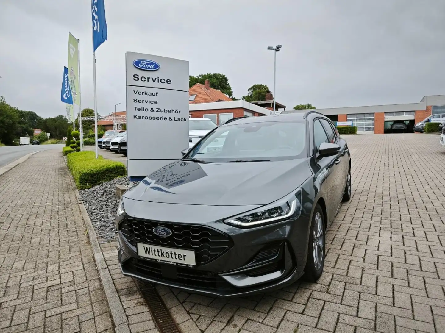 Ford Focus ST-Line X, Heckklappe el., Automatik Grau - 1