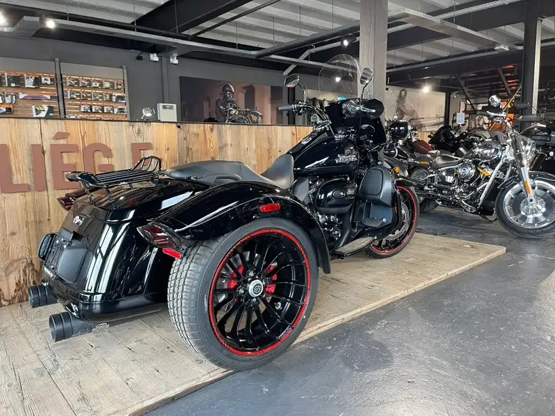 Harley-Davidson Freewheeler - foto 5