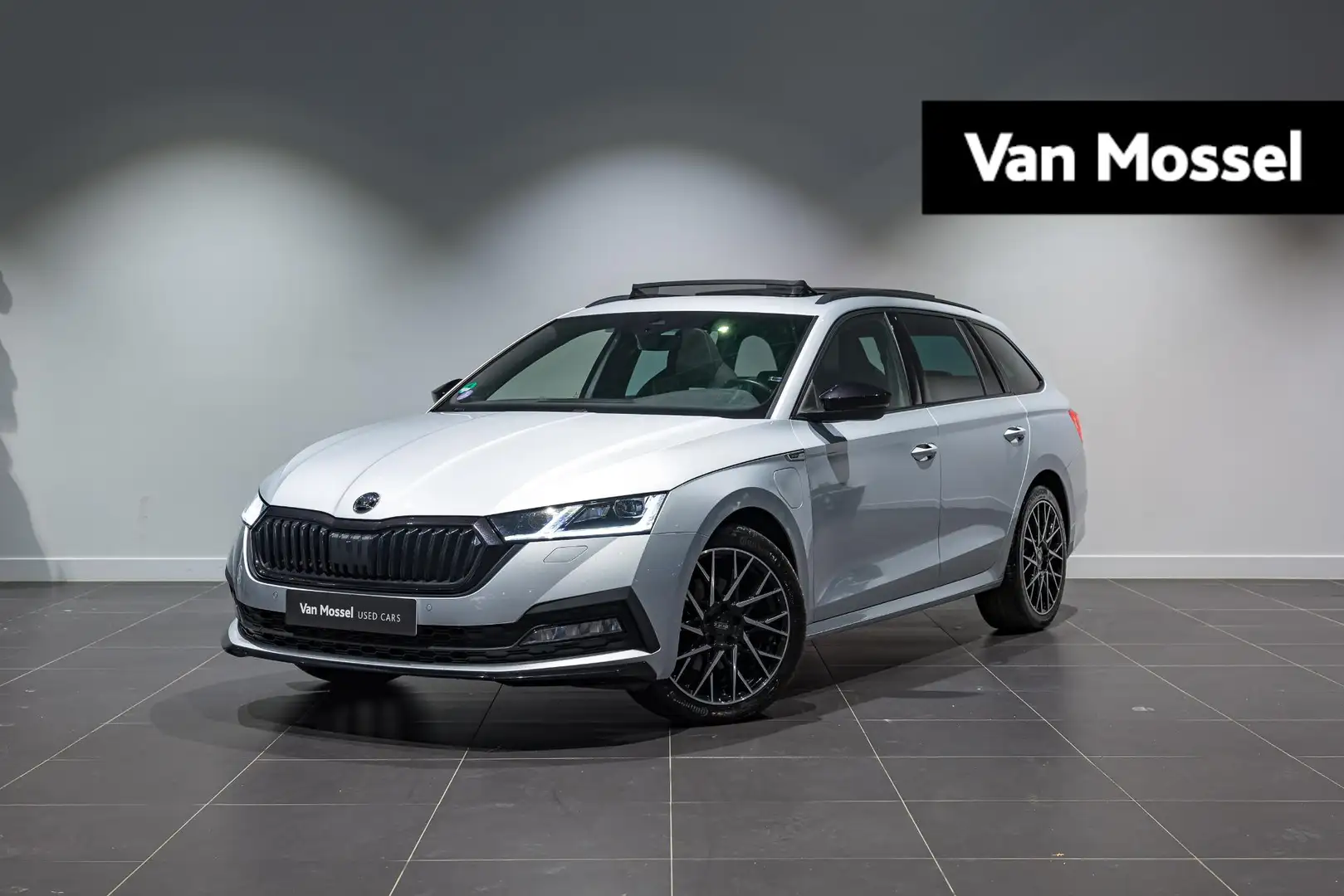 Skoda Octavia Combi 1.4 TSI IV PHEV Sportline Panodak | Carplay Gris - 1