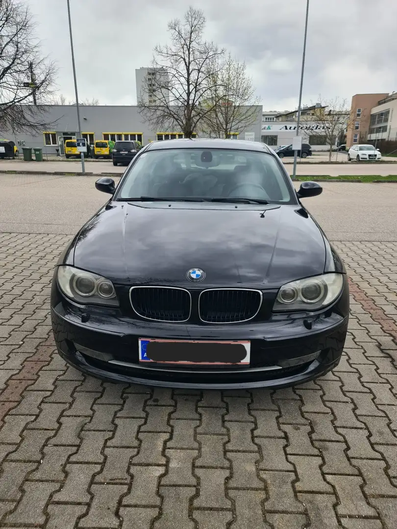BMW 118 118i Automatik Czarny - 2