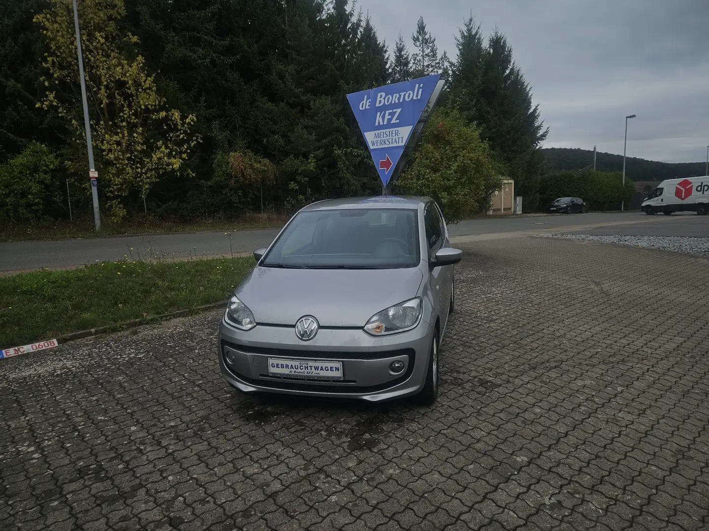 Volkswagen up! club up! Grau - 1