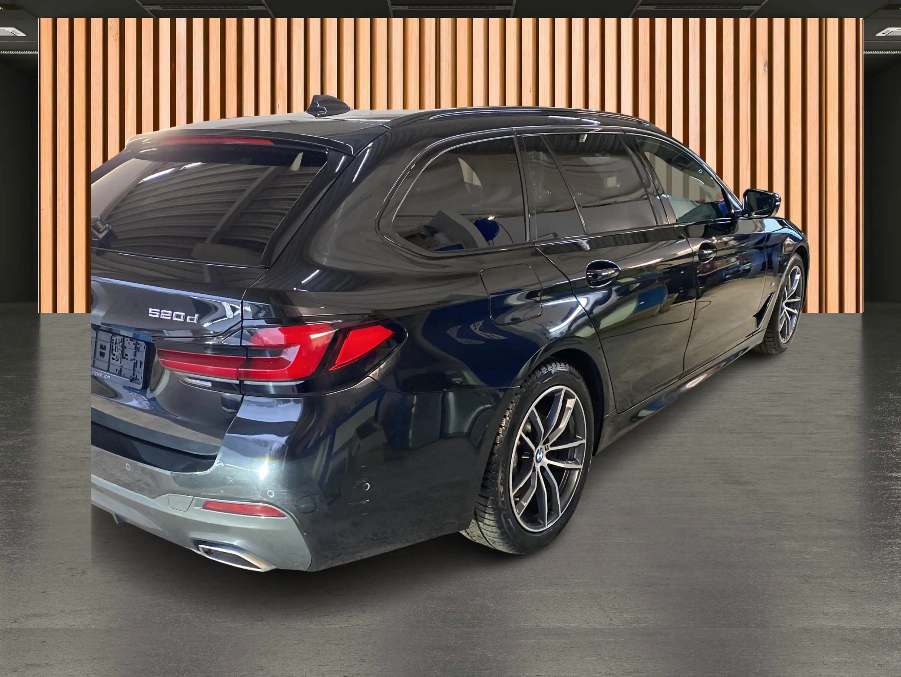 BMW 520 dA xDrive M Sport*Pano*KeyGo*DAB*Hifi — photo 5