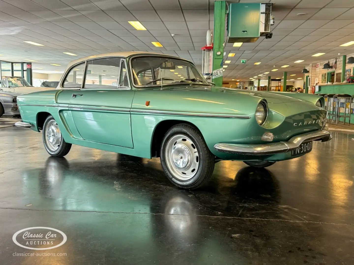 Renault R1133 Caravelle  - ONLINE AUCTION Portocaliu - 1