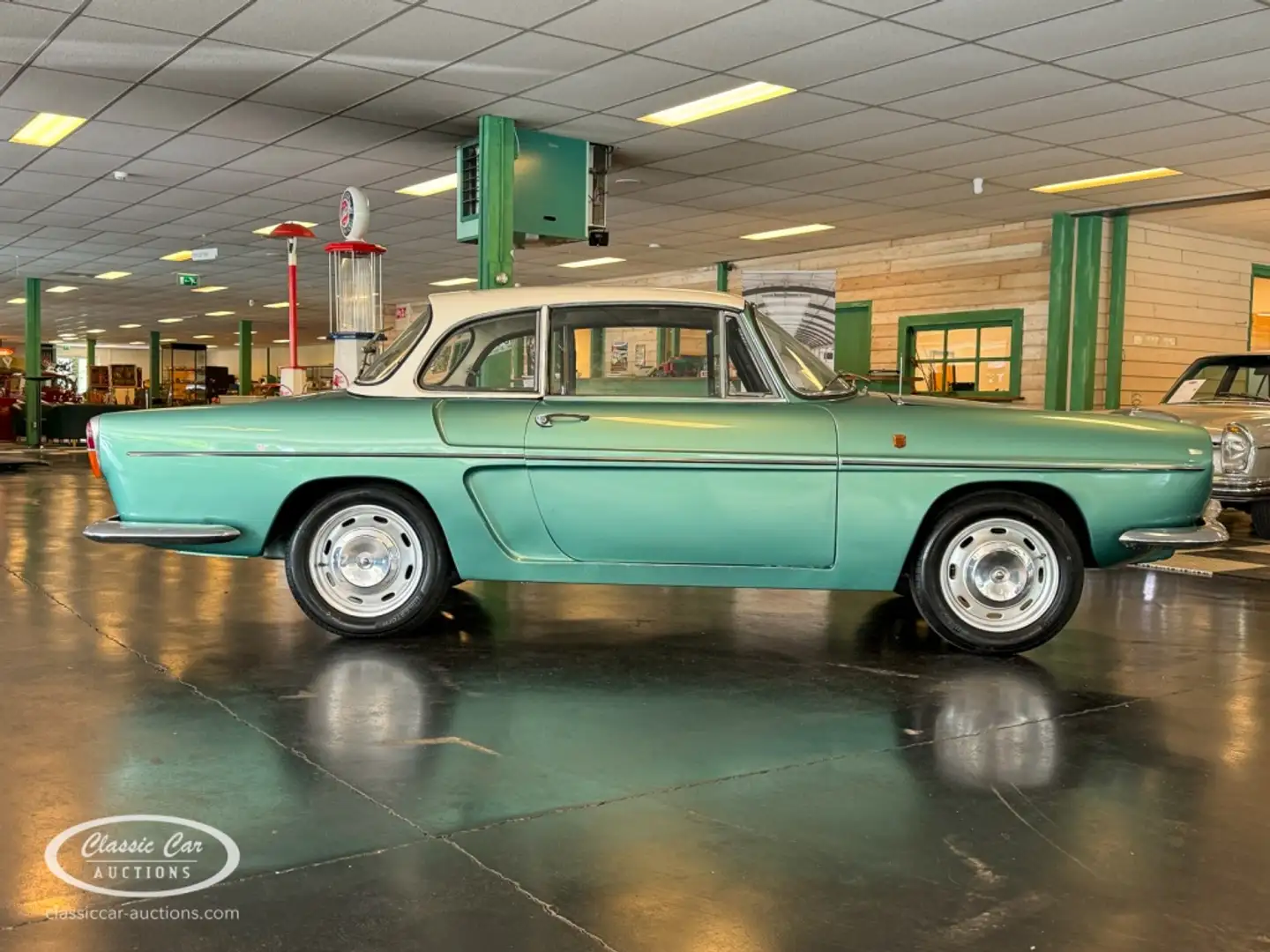 Renault R1133 Caravelle  - ONLINE AUCTION Portocaliu - 2