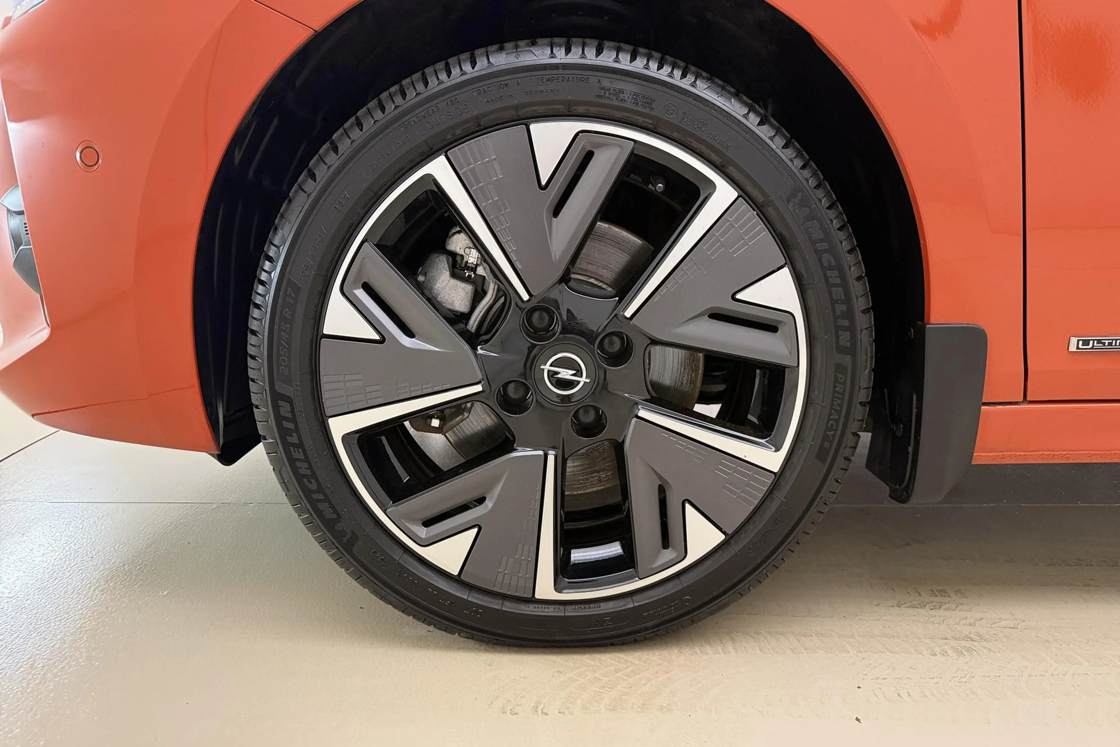Opel Corsa-e Ultimate 50 kWh 136pk | Full Options | Massagestoe — photo 14