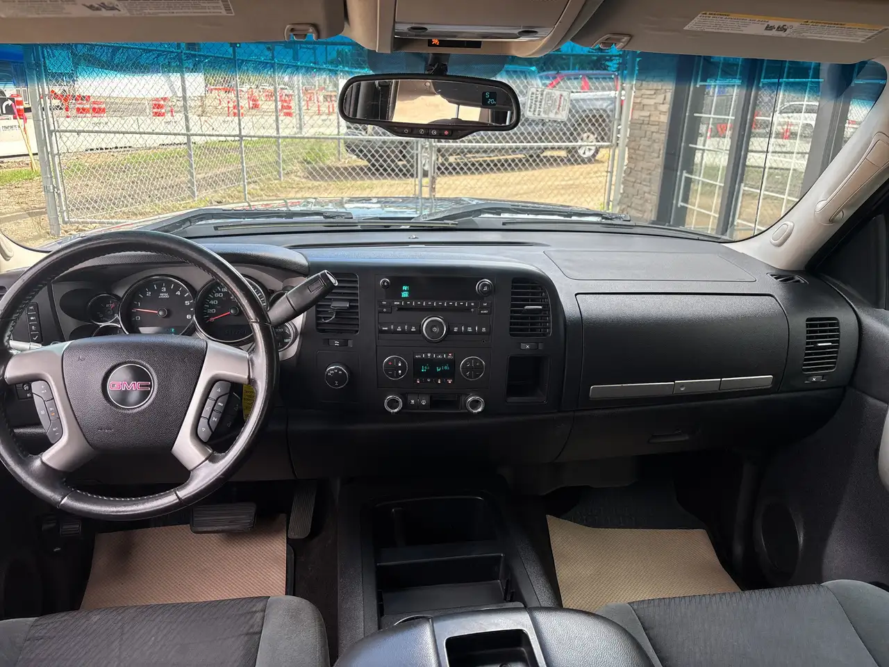 GMC Sierra 1500 fotografie GMC Sierra 1500