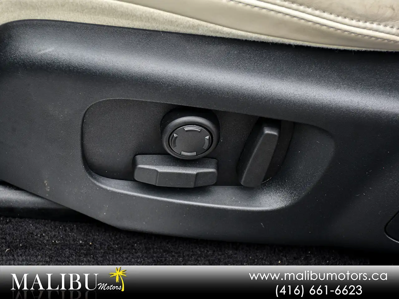 Land Rover Range Rover Sport снимка Land Rover Range Rover Sport