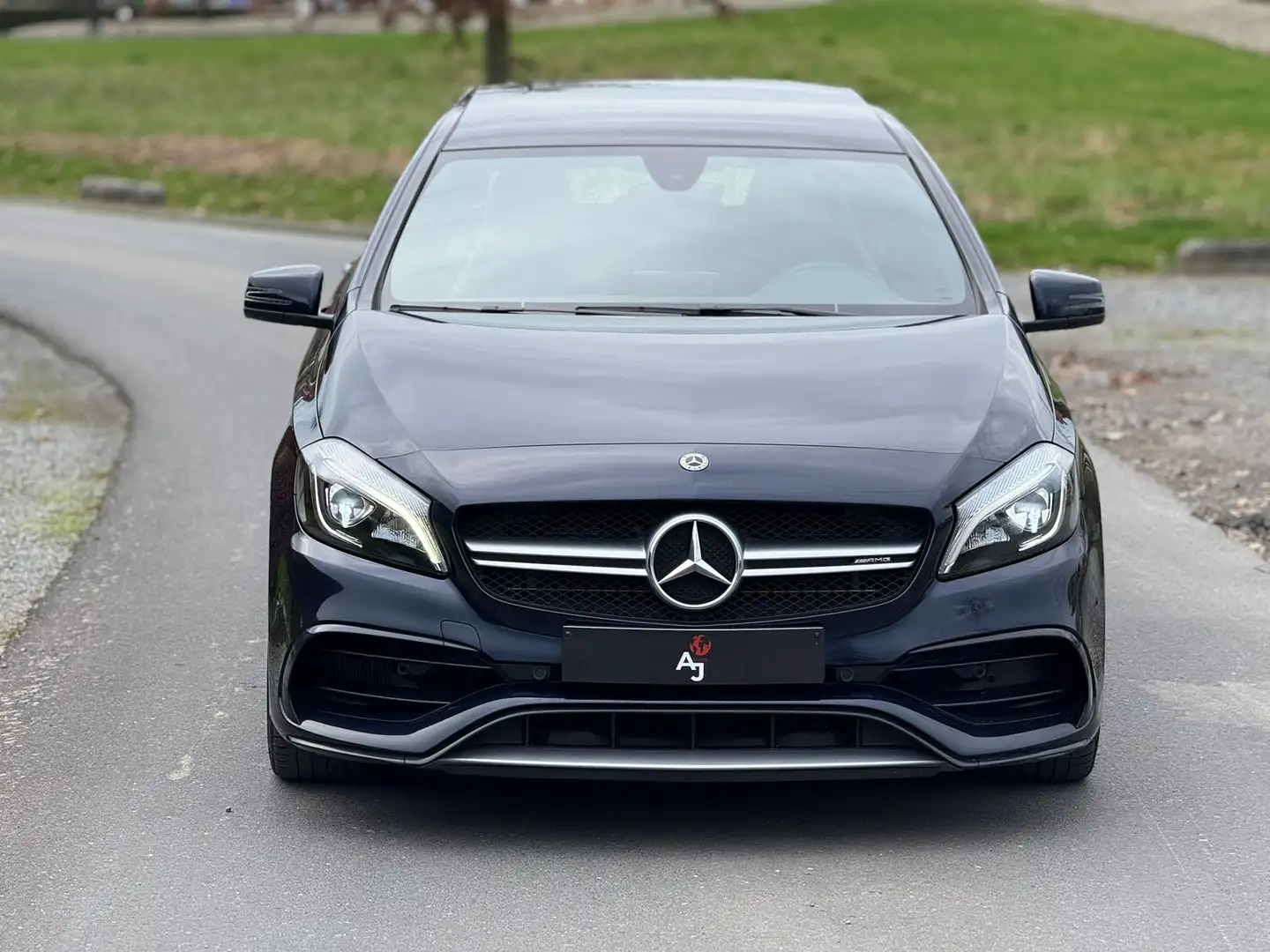 Mercedes-Benz A 45 AMG A 45 AMG 4-Matic// AERO-PACK Blau - 2