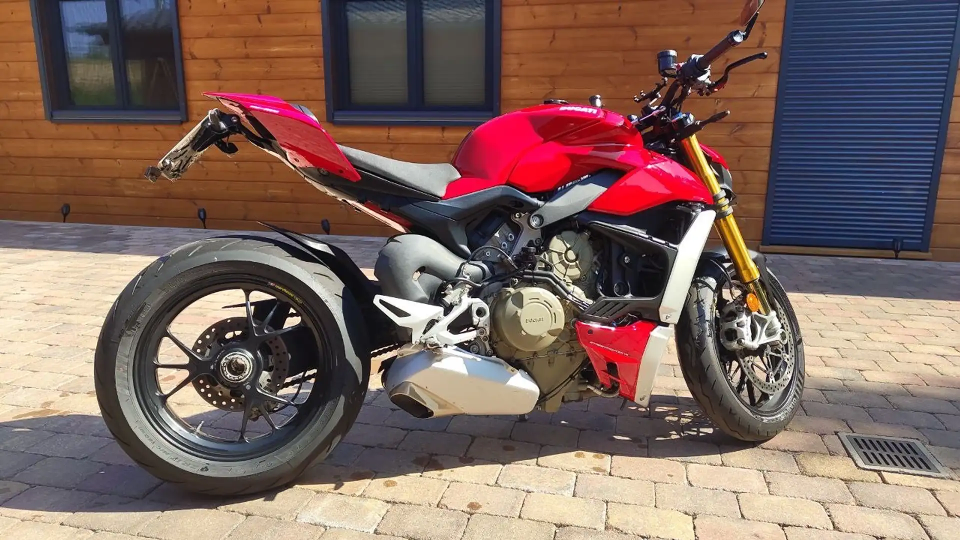 Ducati Streetfighter V4S Rojo - 1