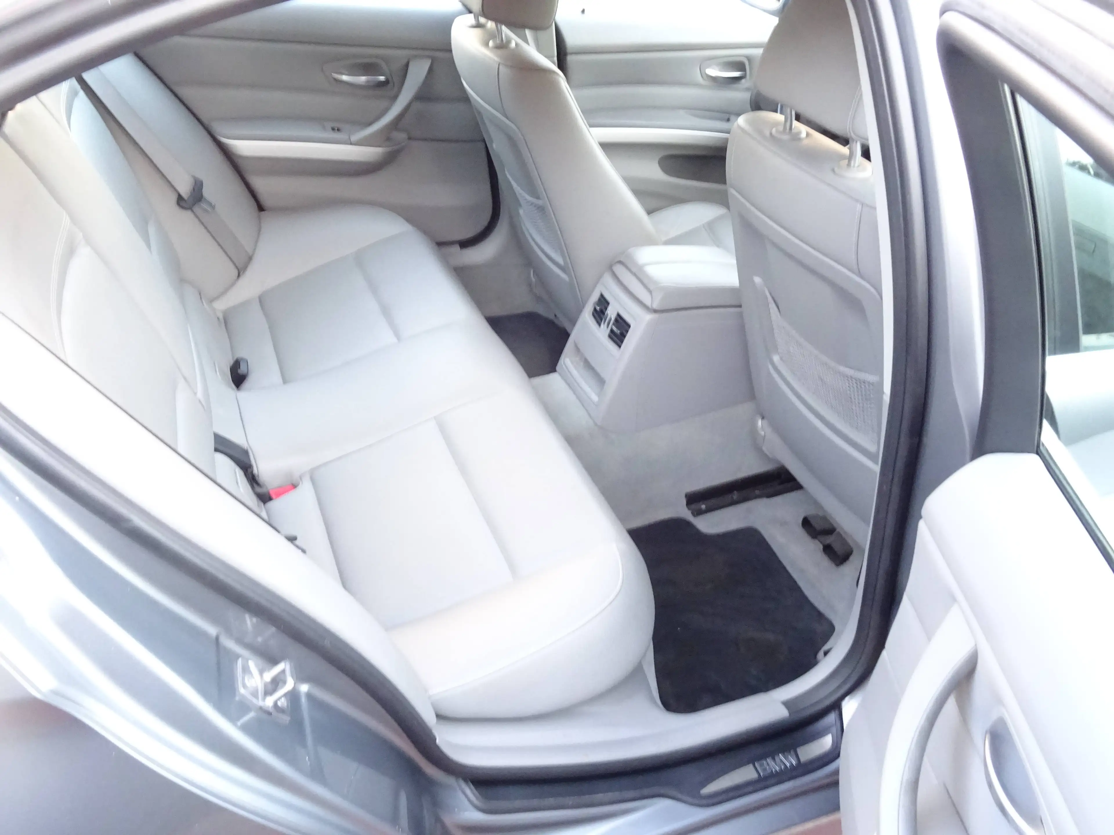 BMW 325 325i — photo 12