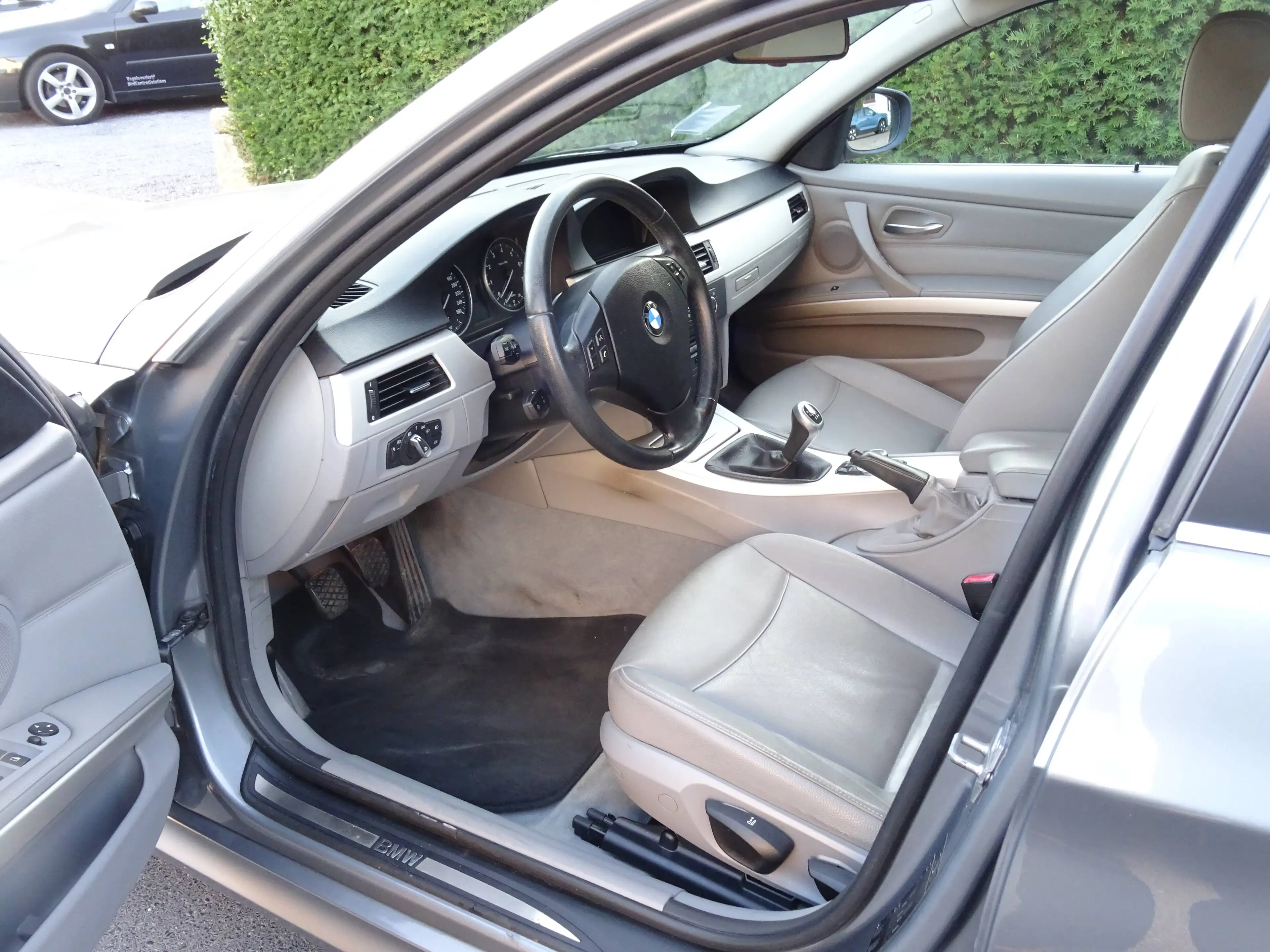 BMW 325 325i — photo 6