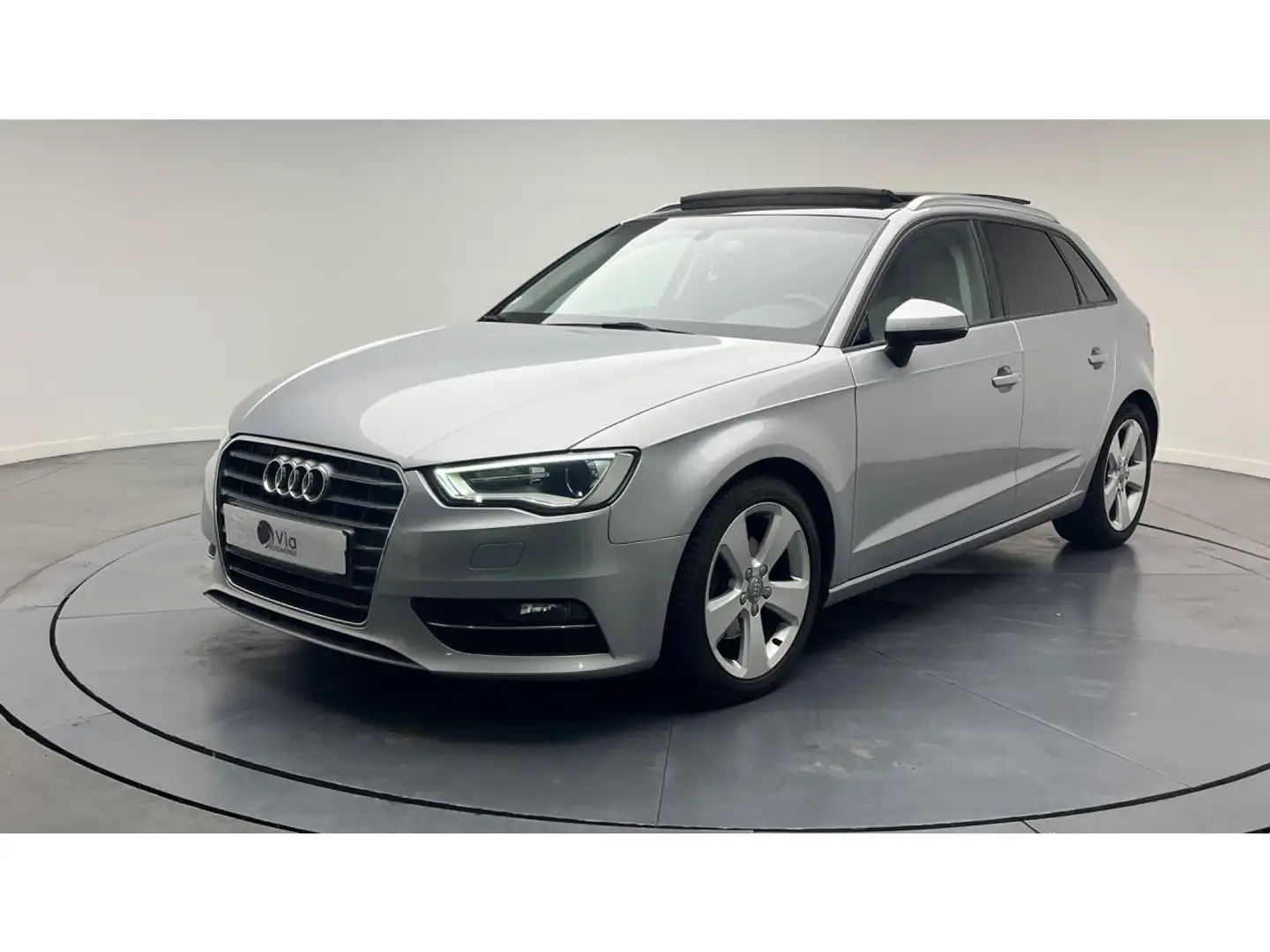 Audi A3 Sportback 2.0 TDI - 150  Ambition Luxe  / TOIT OUVRANT / SIEGES CHAUFFANTS Gris - 1