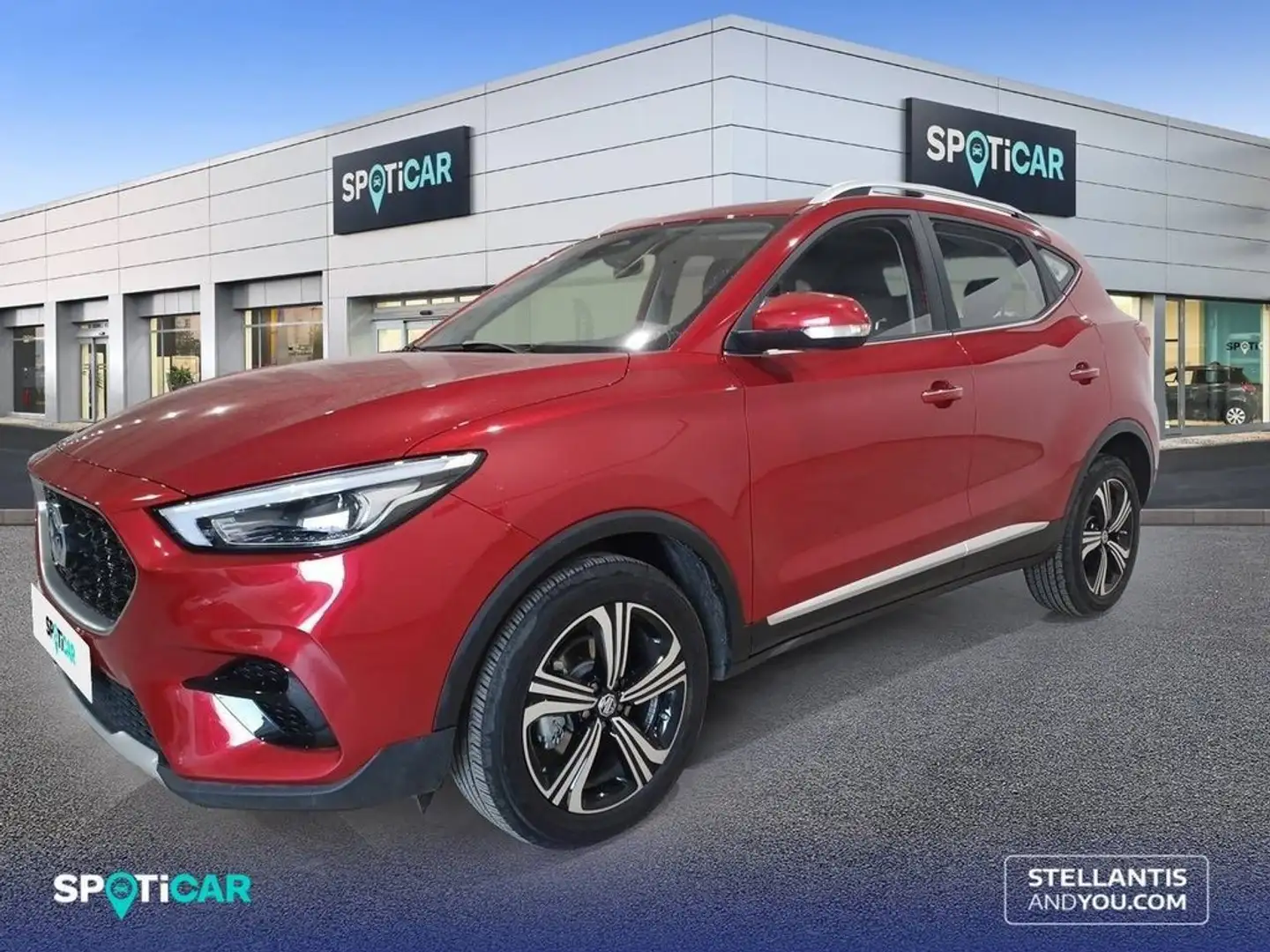 MG ZS 1.5 Comfort Rouge - 1