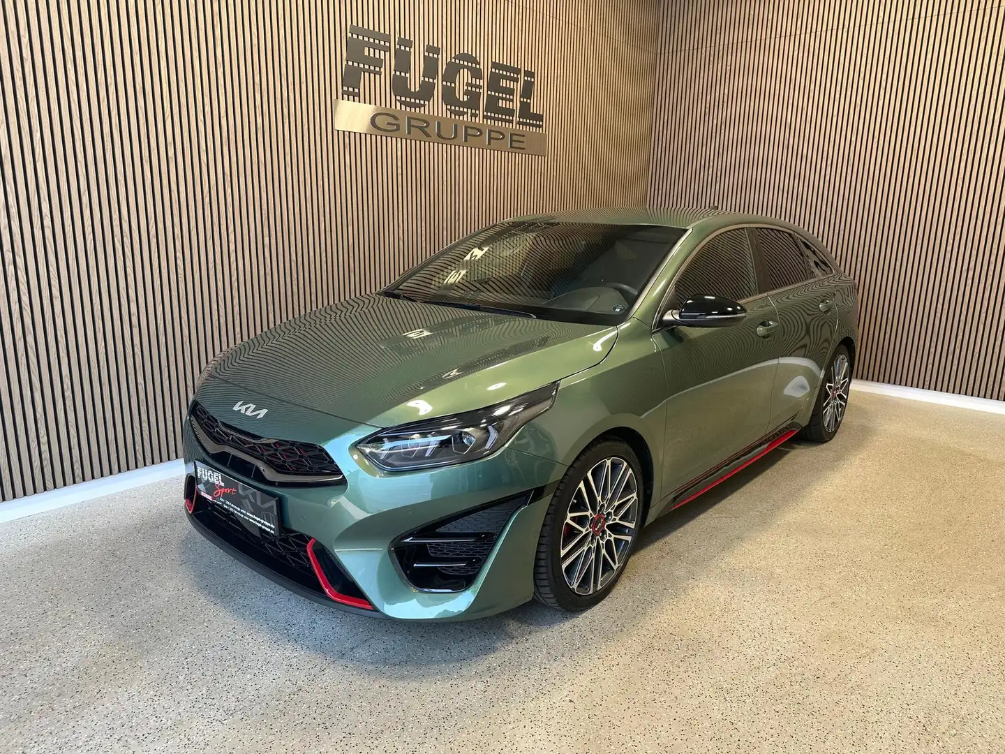 Kia ProCeed / pro_cee'd 1.6 T-GDI DCT GT LED|ACC|JBL|NAVI|RFK|SHZ Grün - 2