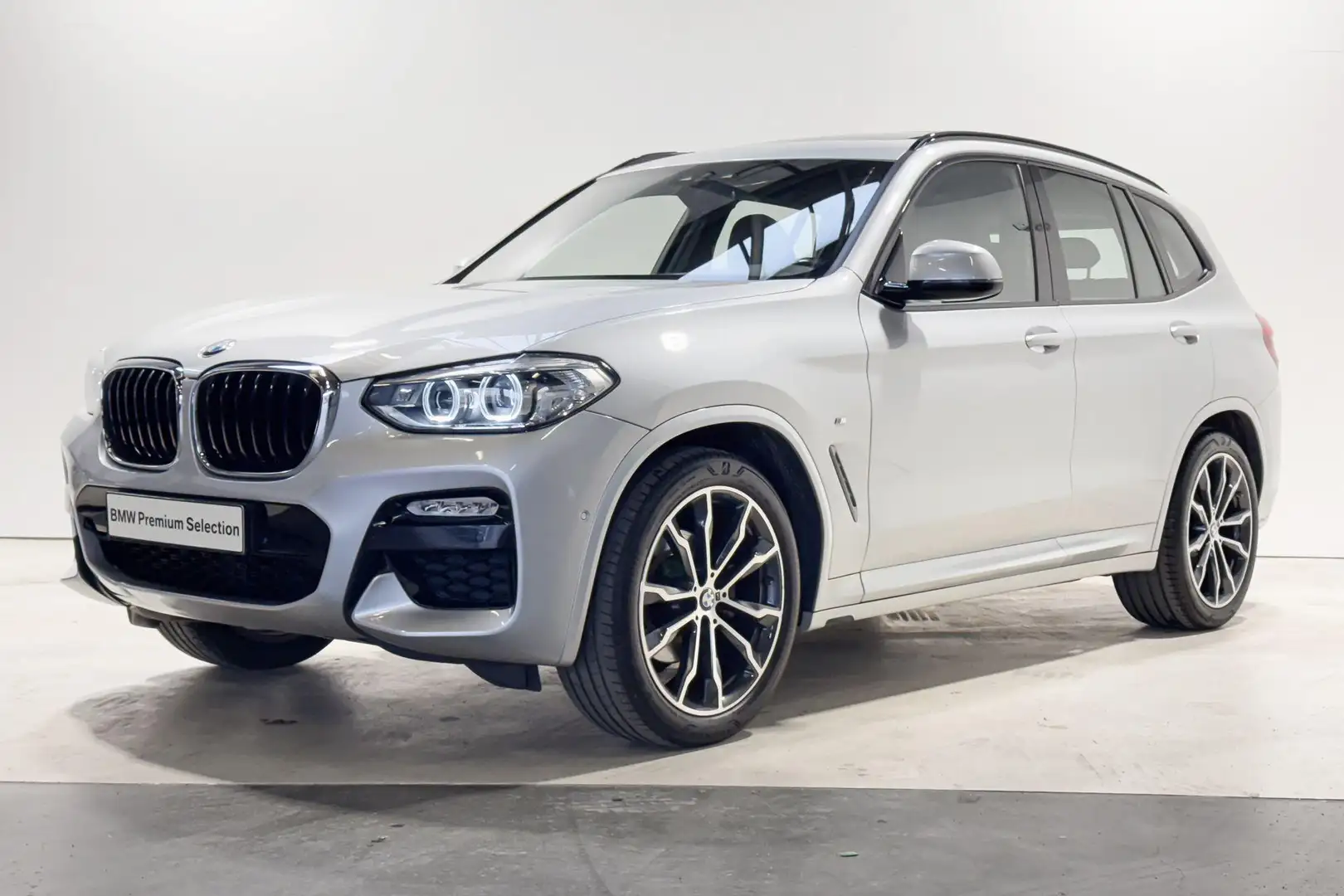 BMW X3 xDrive20i High Executive Model M Sport Aut. Grijs - 2