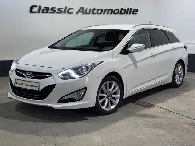 Hyundai i40 cw Premium *Automatik*Viele Extras*