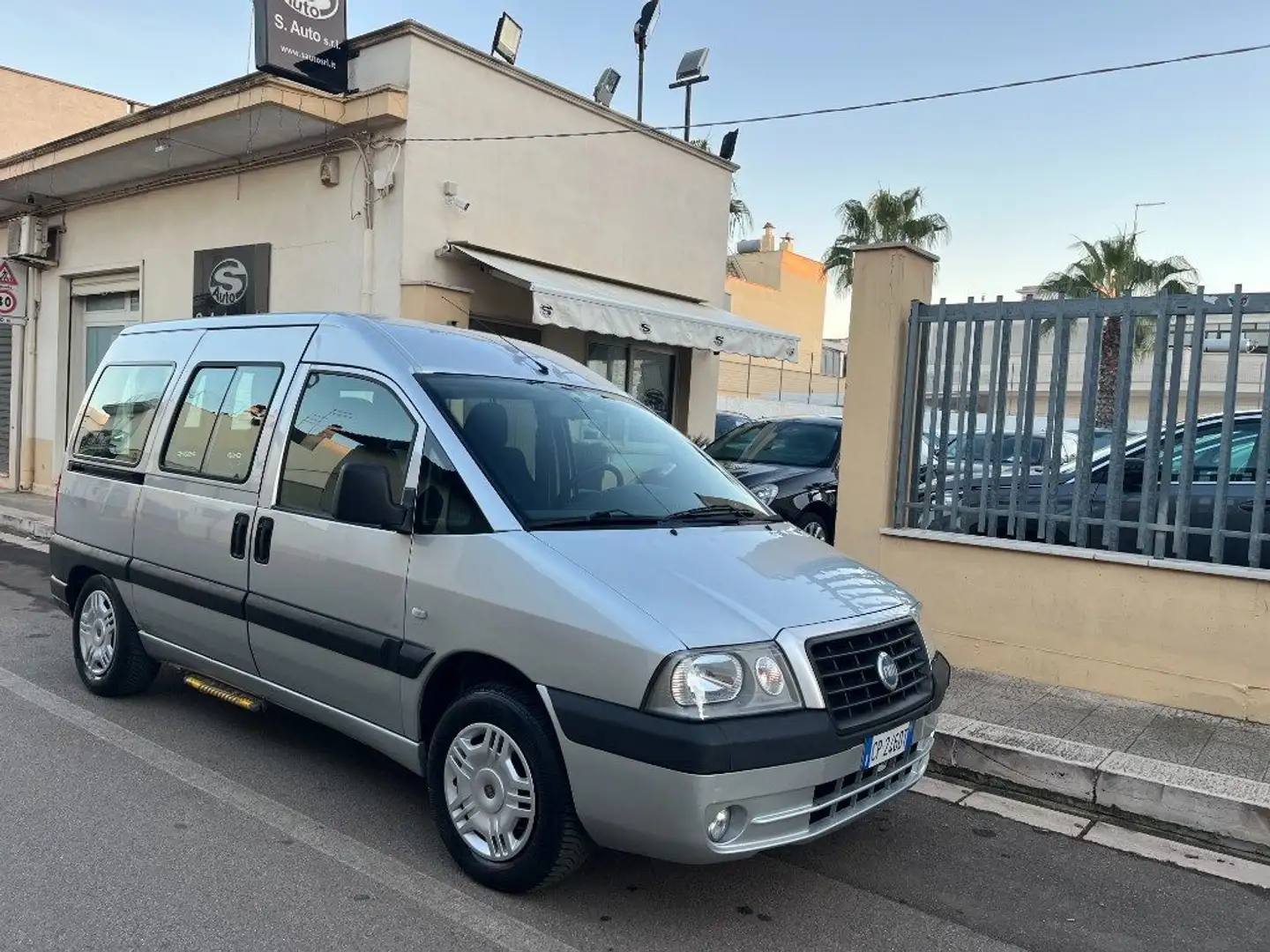 Fiat Scudo 2.0 JTD/109 PEDANA PER DISABILI Blu/Azzurro - 2