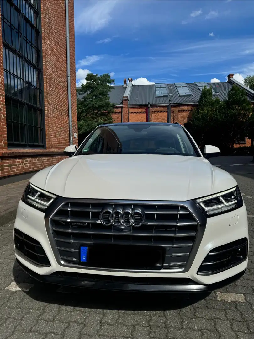 Audi Q5 quattro design Blau - 1
