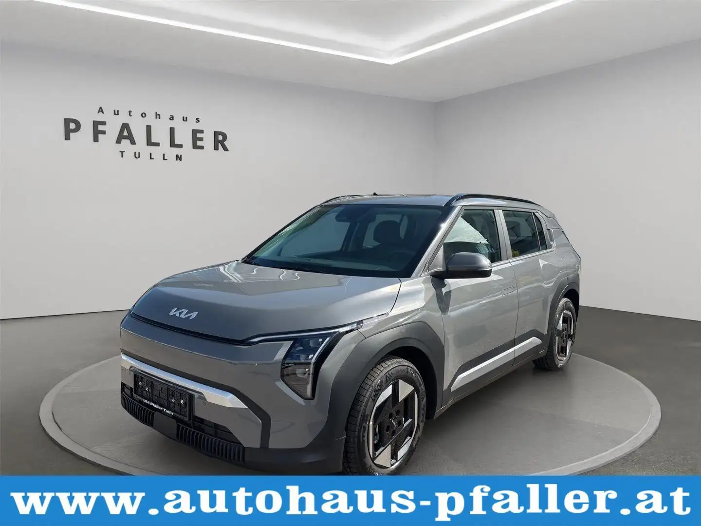 Kia EV3 /AIR/Long Range/81,4KWH/204 Gris - 1
