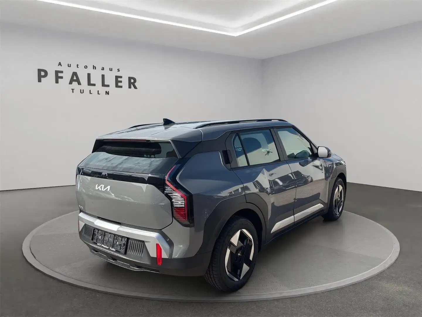 Kia EV3 /AIR/Long Range/81,4KWH/204 Gris - 2